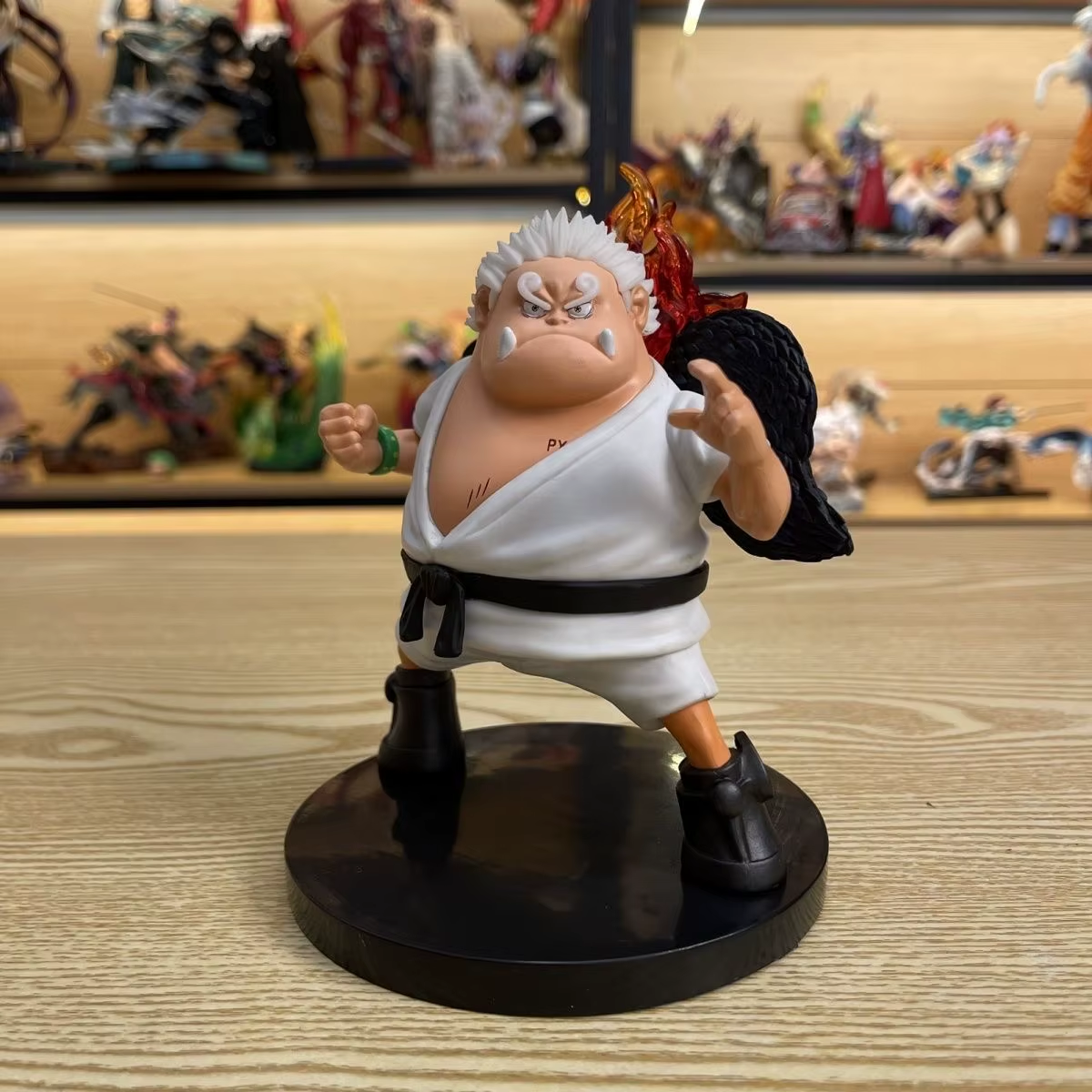 17Cm/6.6In Anime One Piece Figures Jinbe Oka Shichibukai Seaman Anime Figure Model Ornament Gift